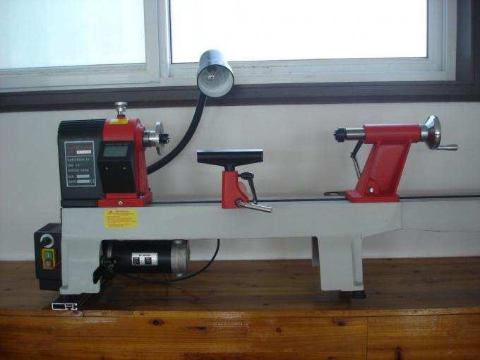 Het Gietijzerstructuur van de snelheids het Veranderlijke Kleine Houten Draaibank Ruwe Draaien 500rpm 1