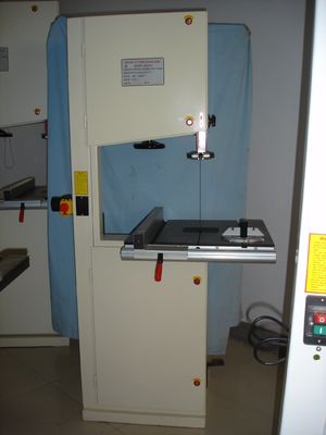 3500W de Lintzaag 380V van Electric Power 3hp van de Lintzaagsnijmachine