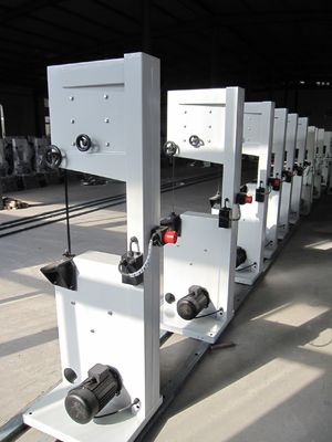 710mm Op zwaar werk berekende Verticale de Lintzaagmachine van de 14 Duim Houten Scherpe Lintzaag