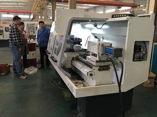 Spits Oppervlaktemetaal Cnc die 340mm Programmeerbare Metaaldraaibank draaien